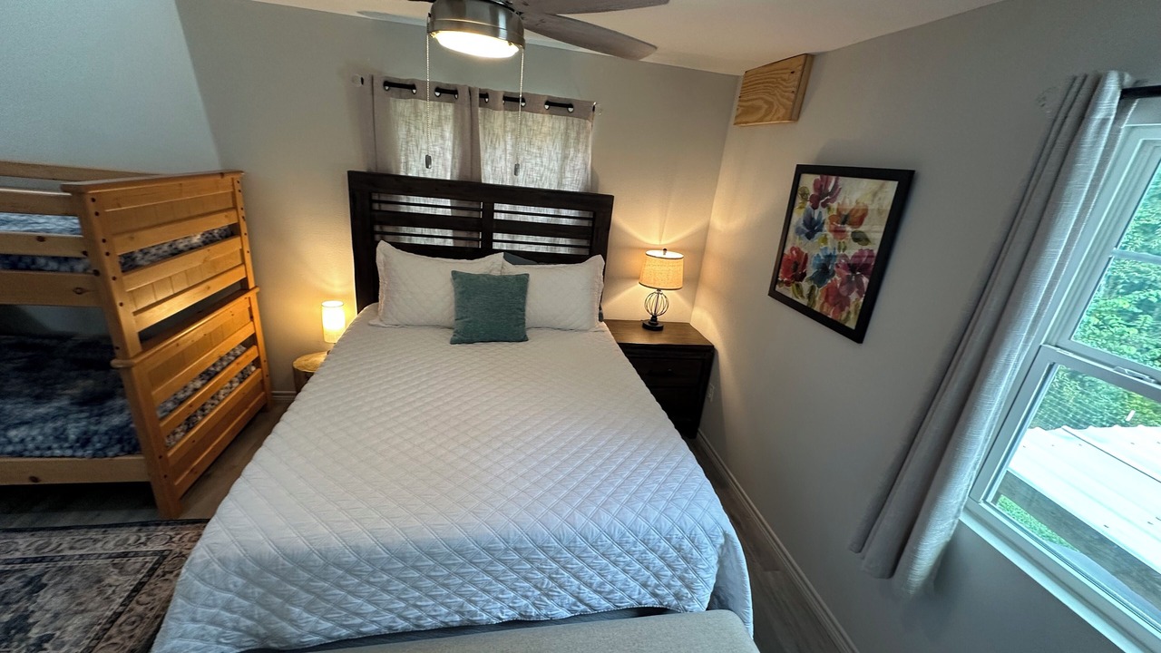 Photo of Bedroom in Pointblank