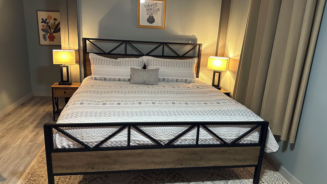 Photo of Bedroom in Pointblank