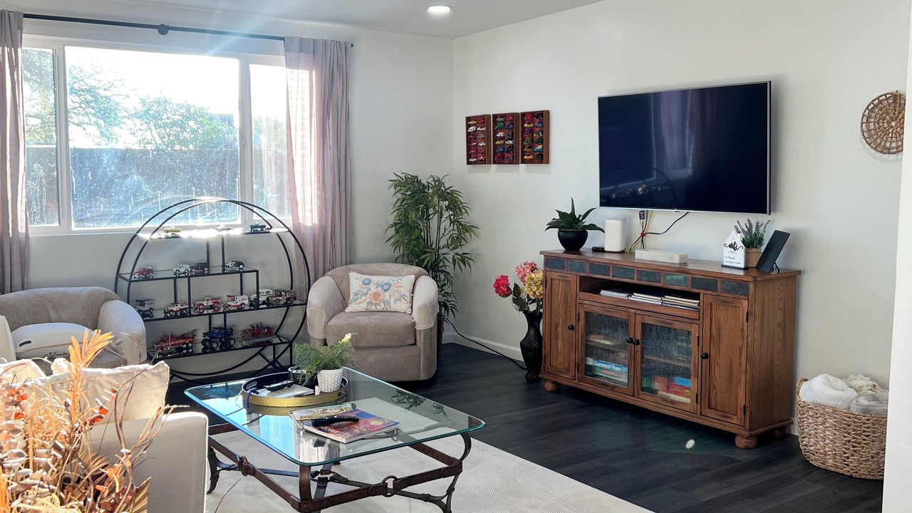 Photo of Livingroom in South Harrison
