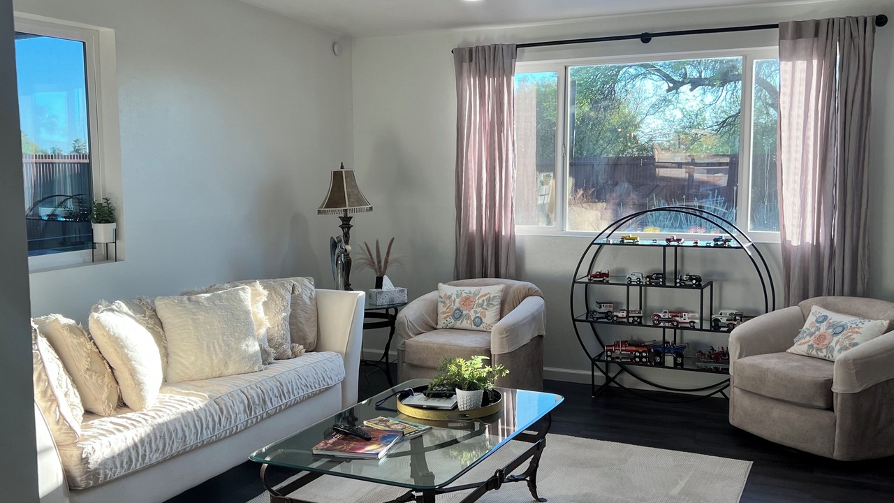 Photo of Livingroom in South Harrison