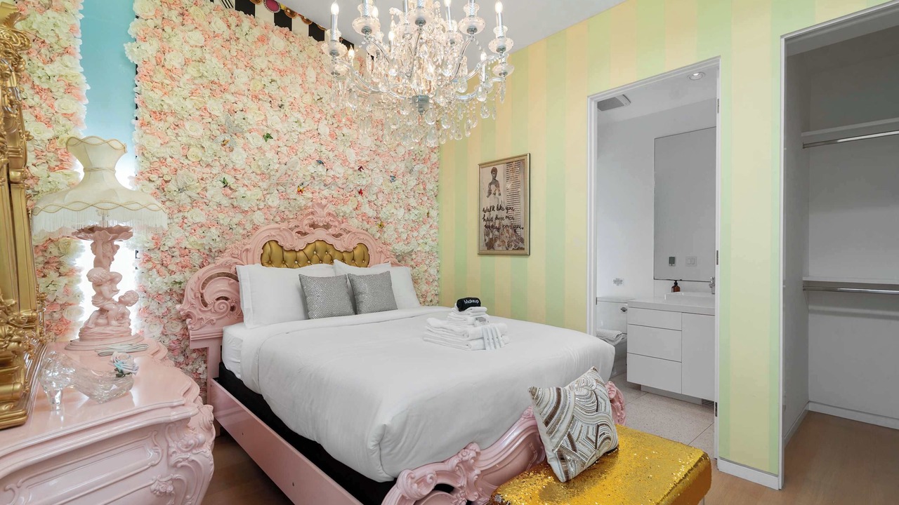 Photo of Bedroom in Pacific Palisades