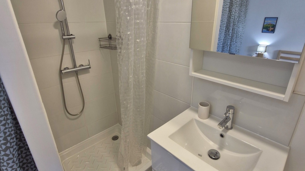 Photo of Bathroom in Les Martres-de-Veyre