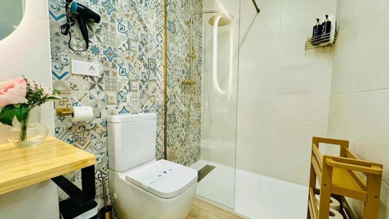 Photo of Bathroom in Patraix