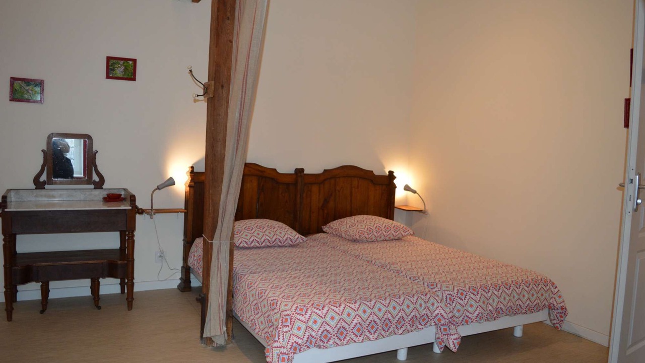 Photo of Bedroom in Colombiers-sur-Seulles