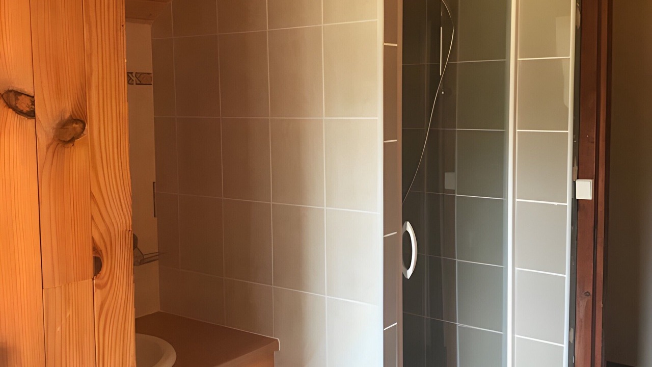 Photo of Bathroom in Cazeaux-de-Larboust