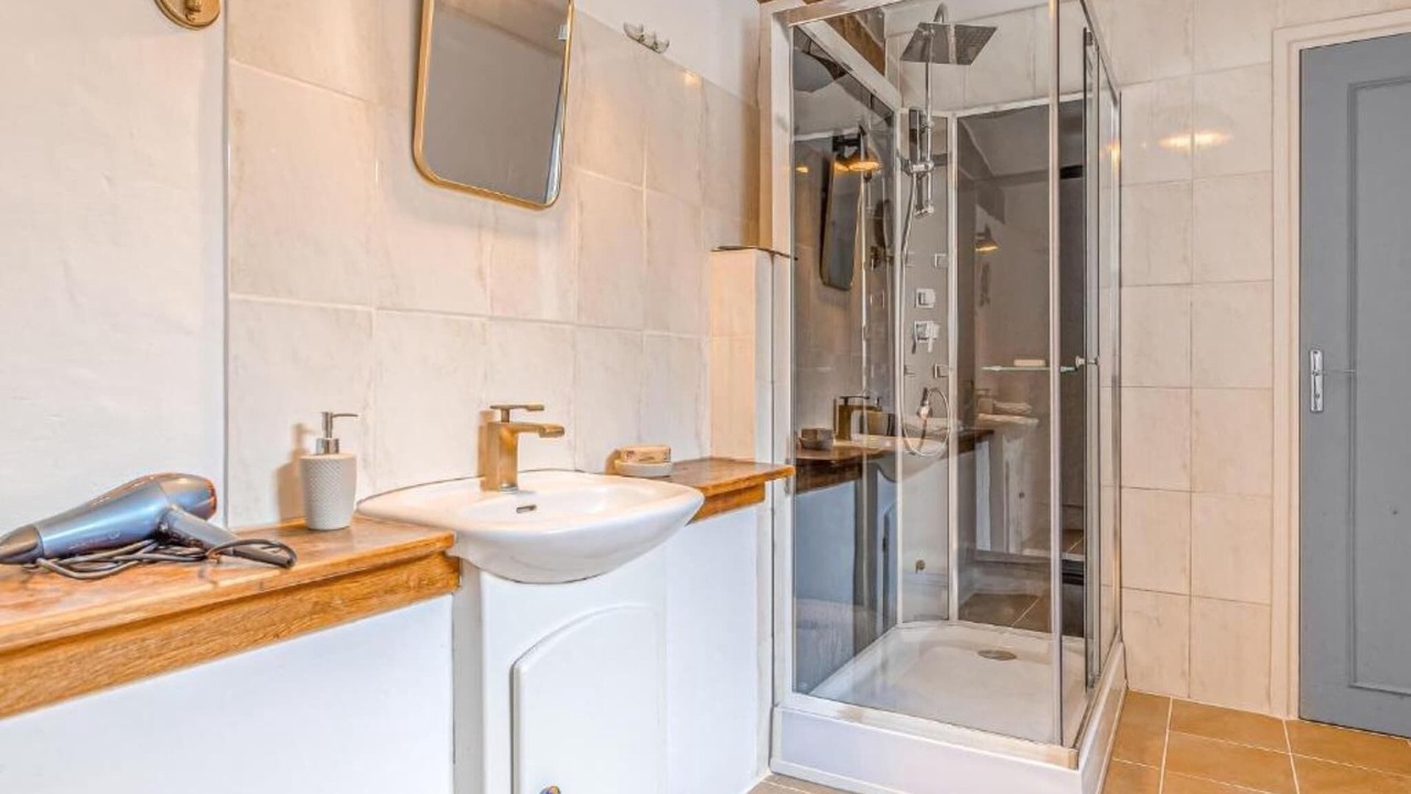 Photo of Bathroom in Palluau-sur-Indre