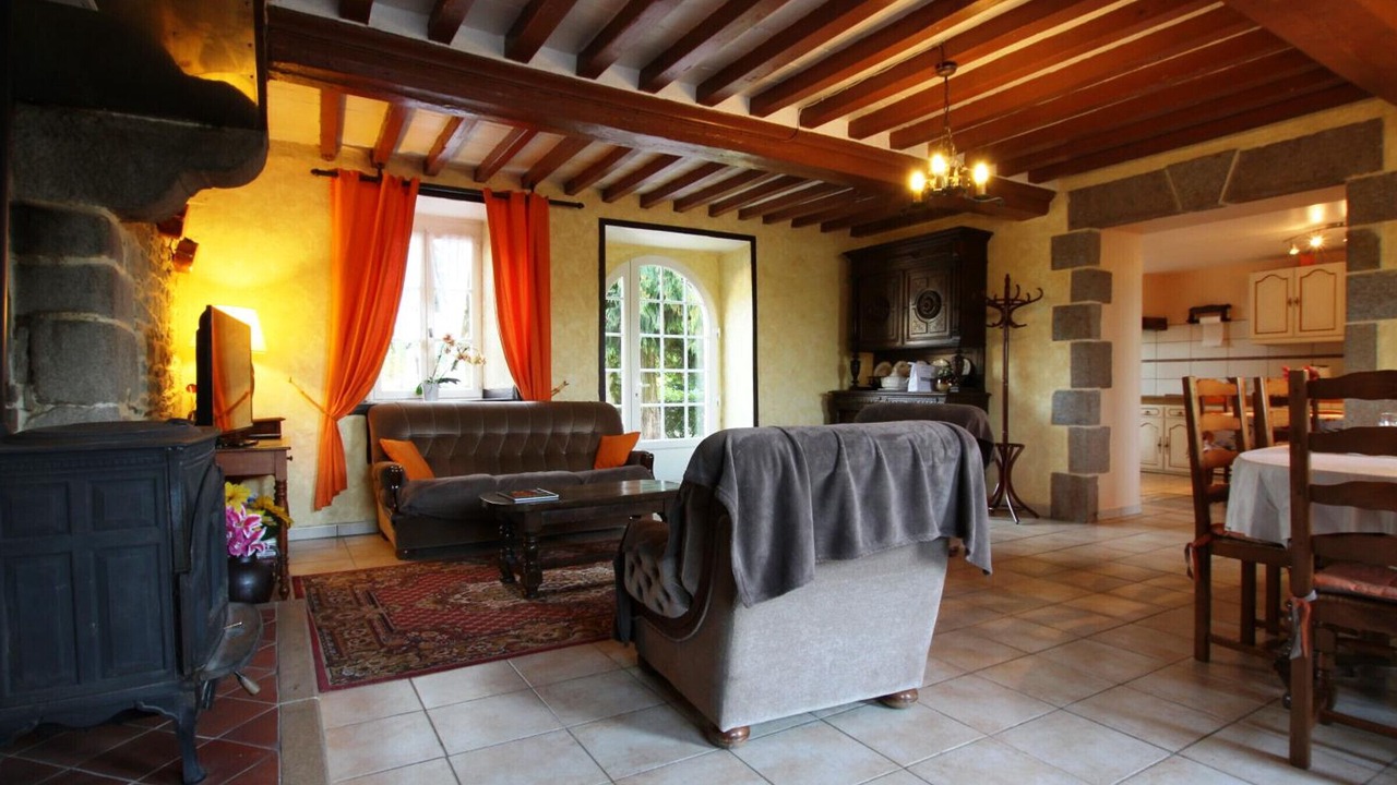 Photo of Livingroom in La Haye-Bellefond