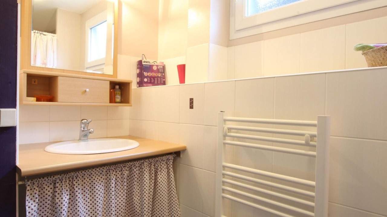 Photo of Bathroom in Annoville
