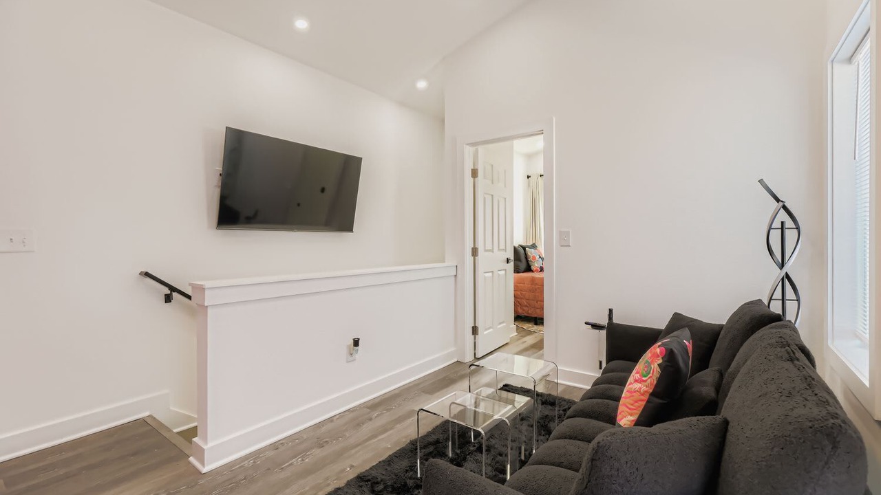 Photo of Livingroom in Union City