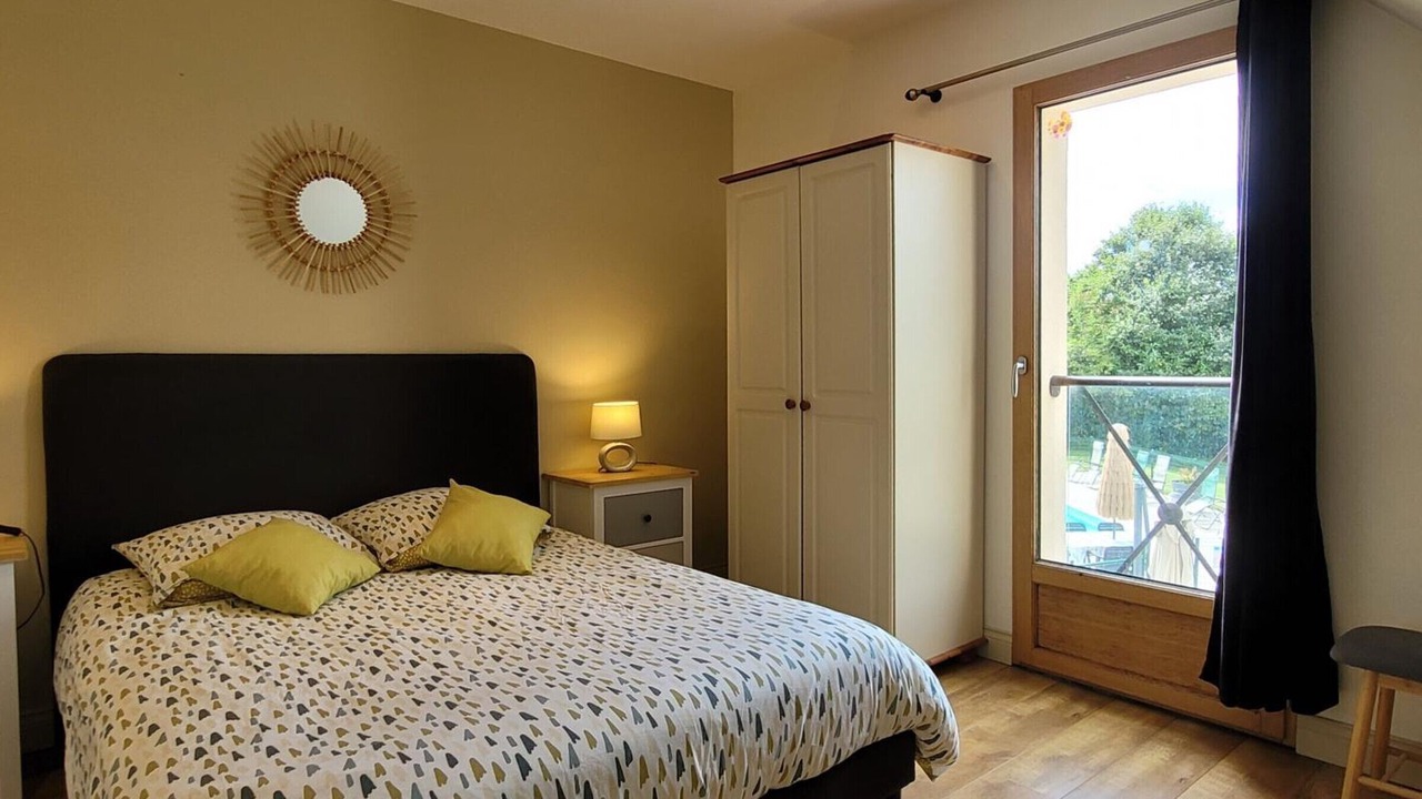 Photo of Bedroom in Isigny-le-Buat