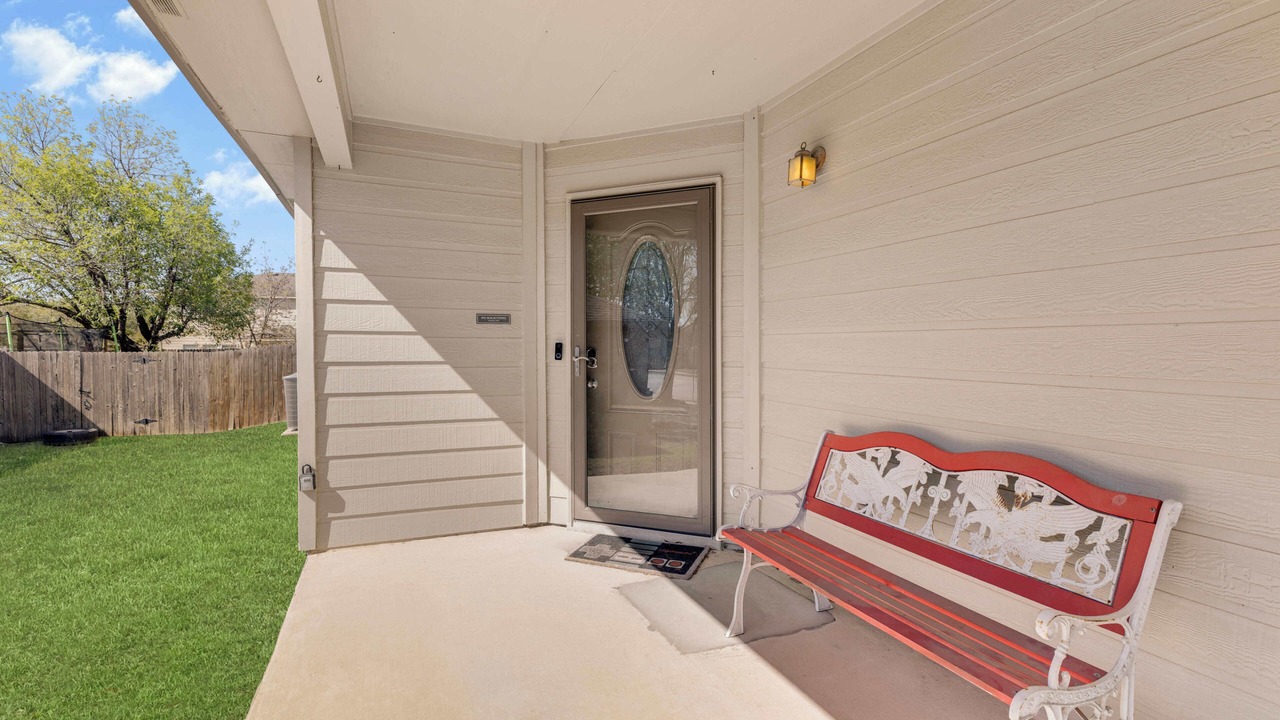 Photo of Patio Balcony in Selma
