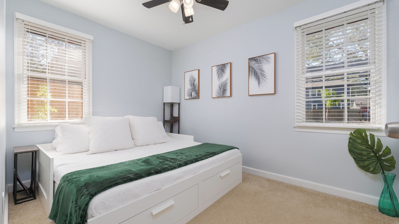 Photo of Bedroom in Avondale