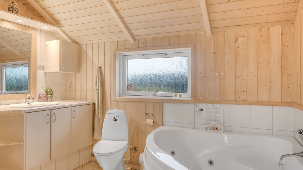 Photo of Bathroom in Vrist Strand