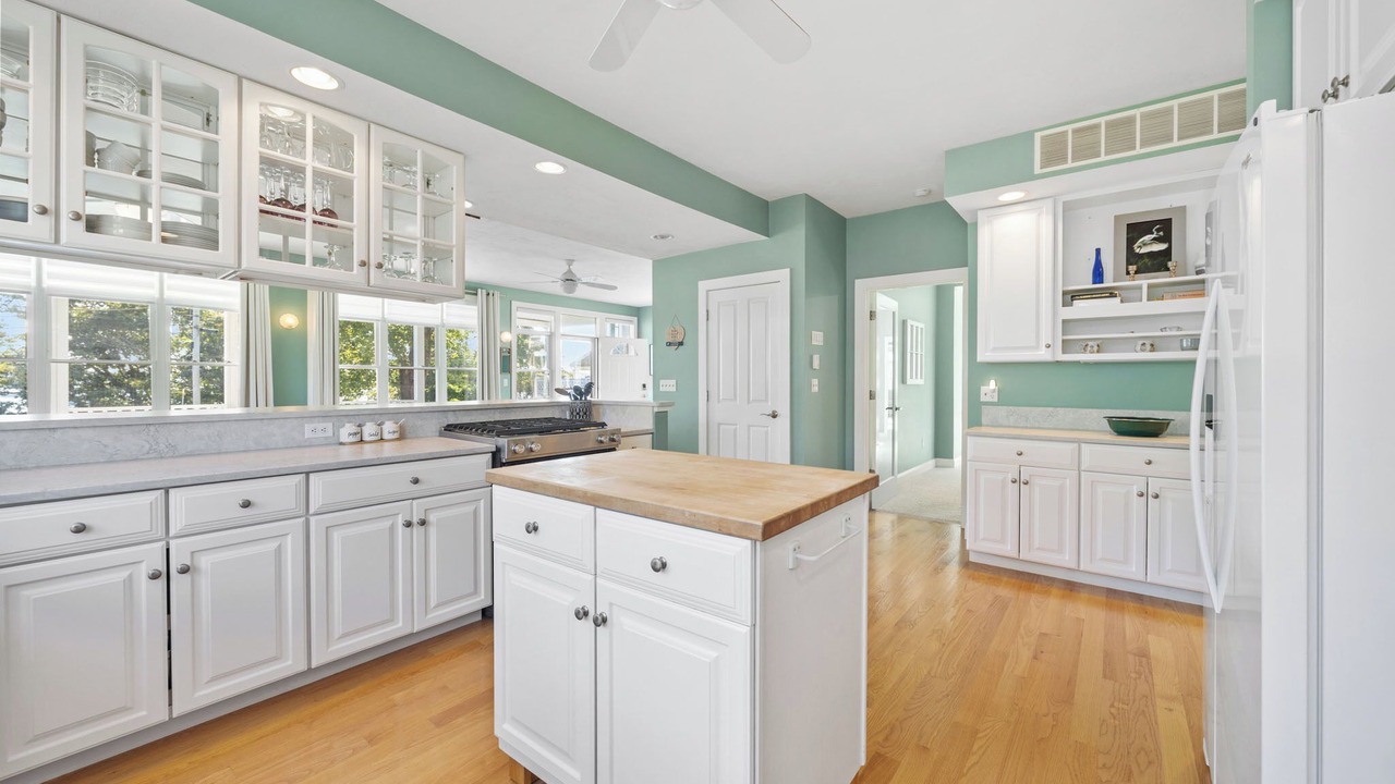 Photo of Kitchen in Onset