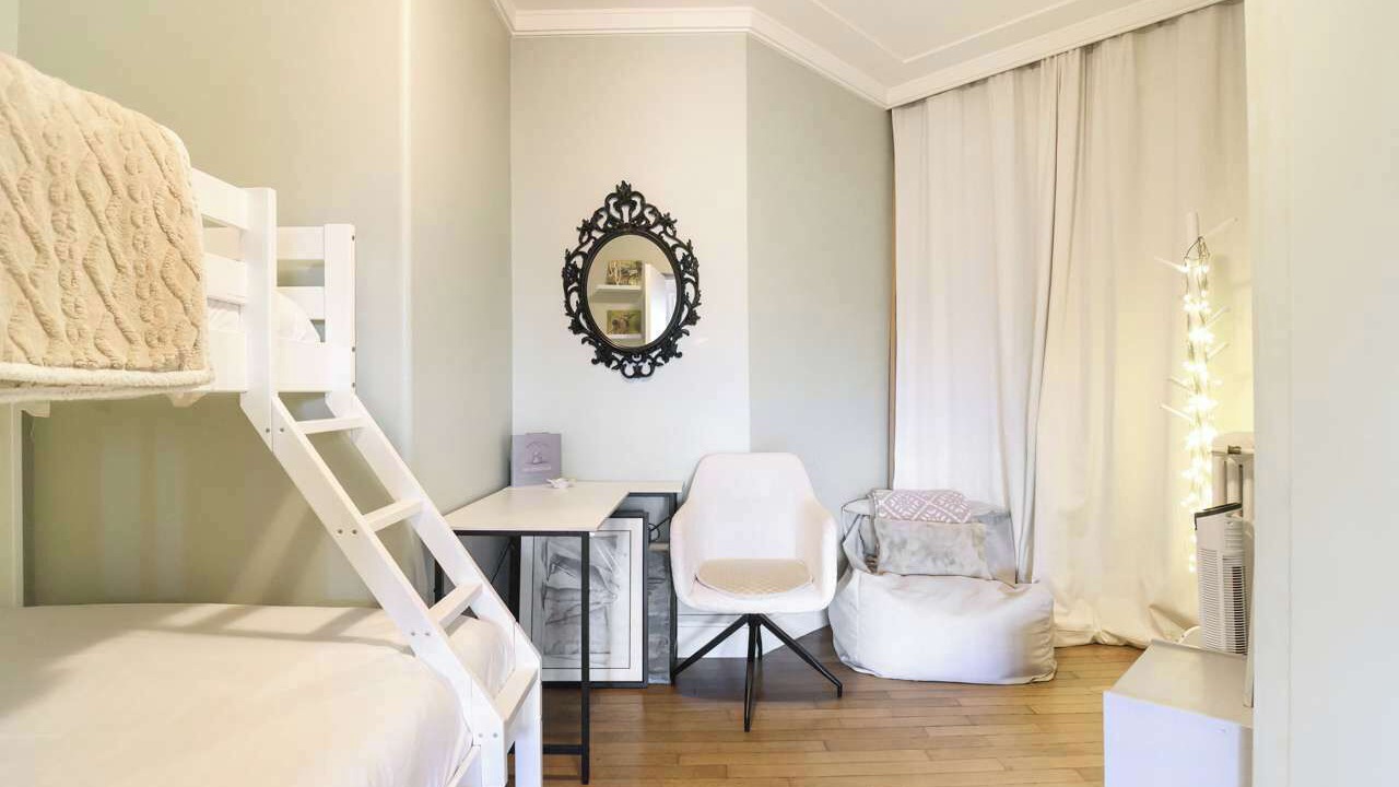 Photo of Bedroom in Passy