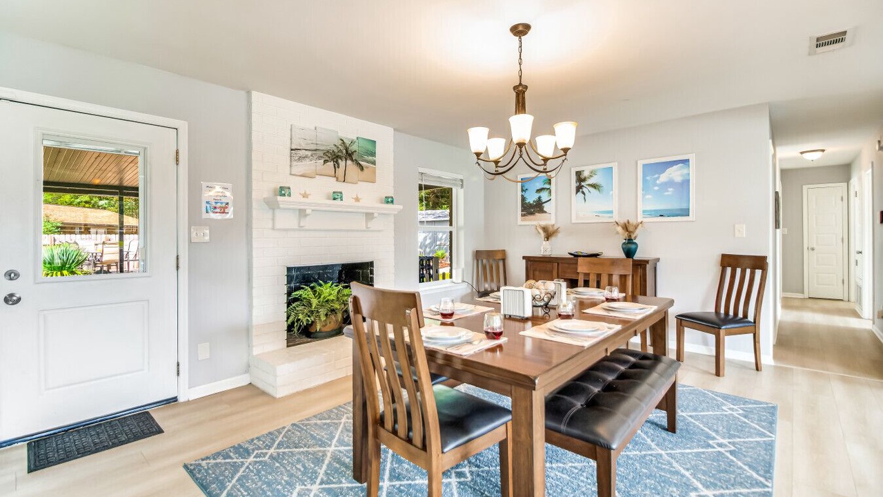 Photo of Livingroom in Myrtle Grove