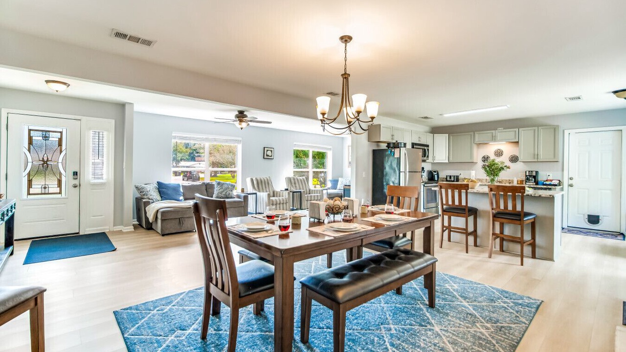 Photo of Livingroom in Myrtle Grove
