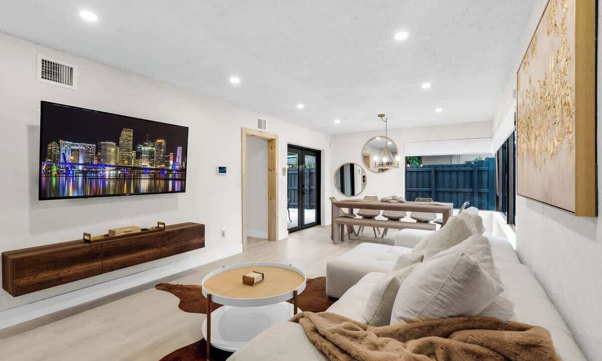 Photo of Livingroom in Driftwood