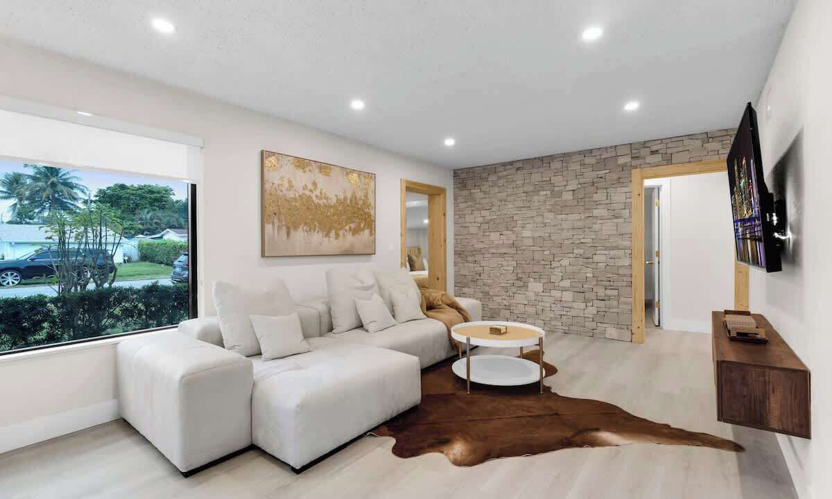 Photo of Livingroom in Driftwood