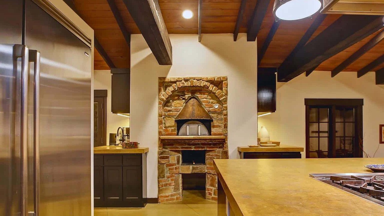 Photo of Kitchen in Nichols Canyon