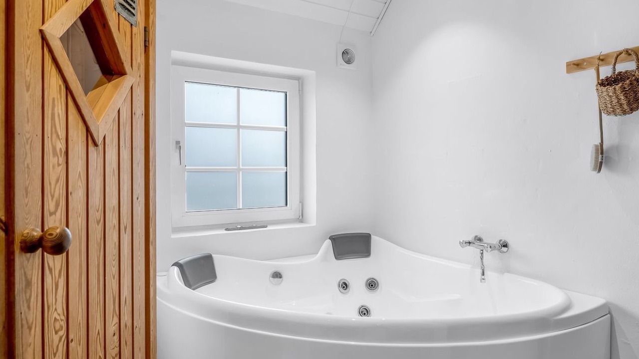 Photo of Bathroom in Vrist Strand