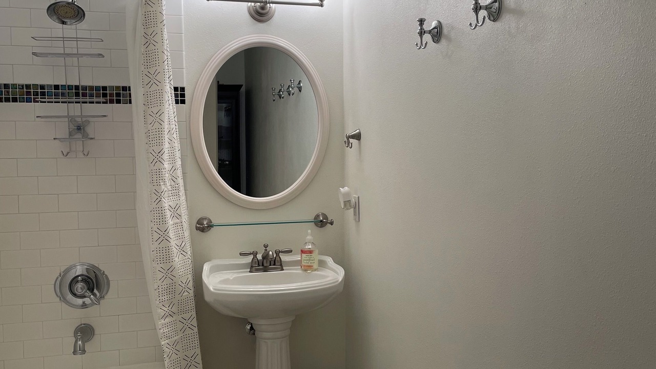 Photo of Bathroom in Nob Hill