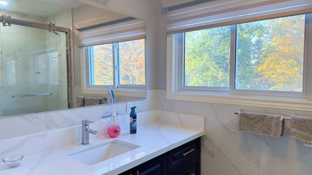 Photo of Bathroom in Woodview