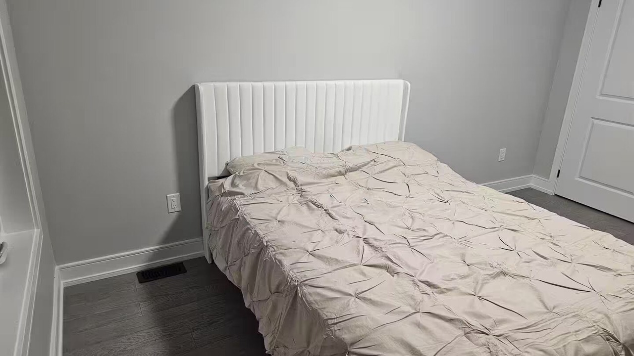Photo of Bedroom in Oshawa