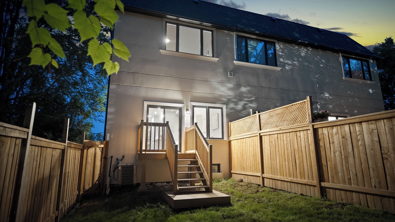Photo of Outdoor in Oshawa