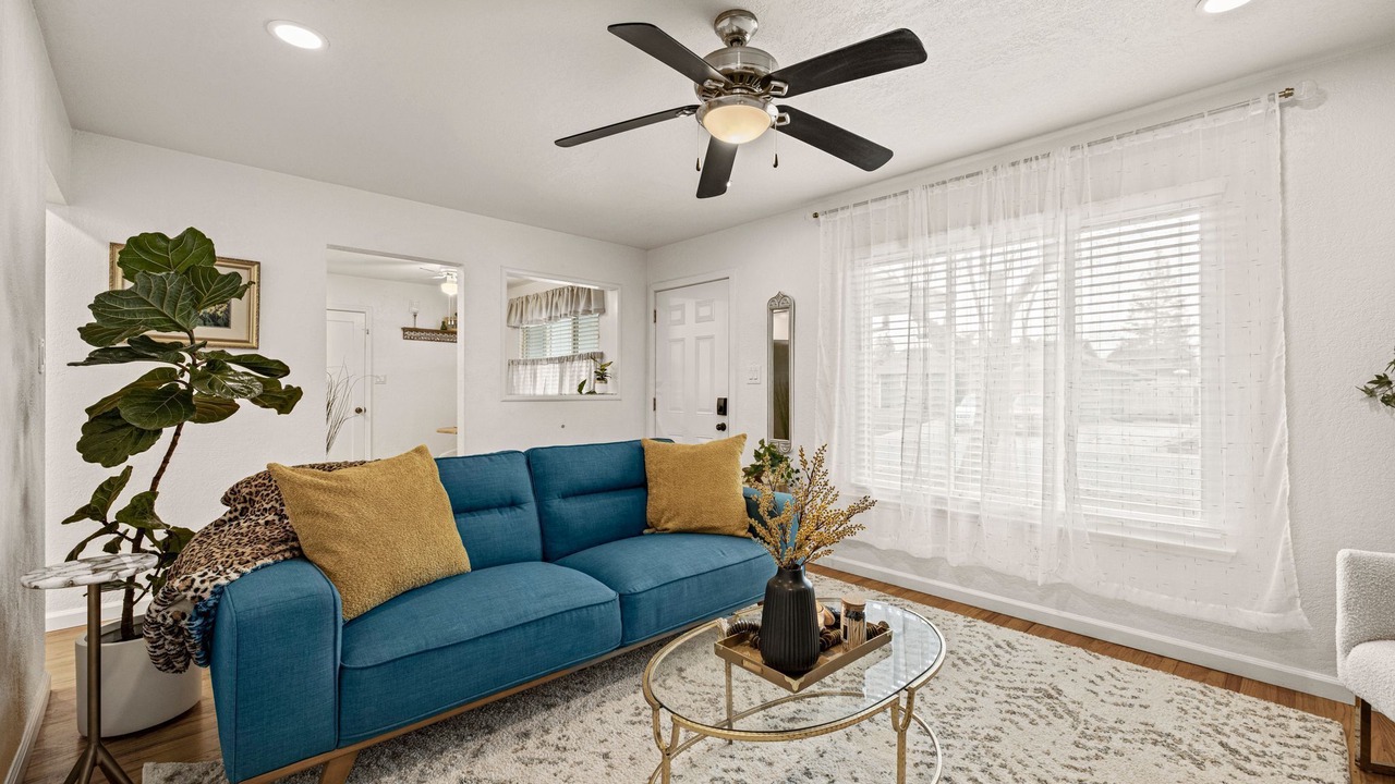 Photo of Livingroom in Rancho Cordova
