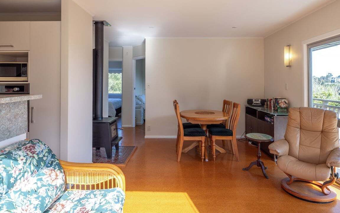 Photo of Others in Surfdale