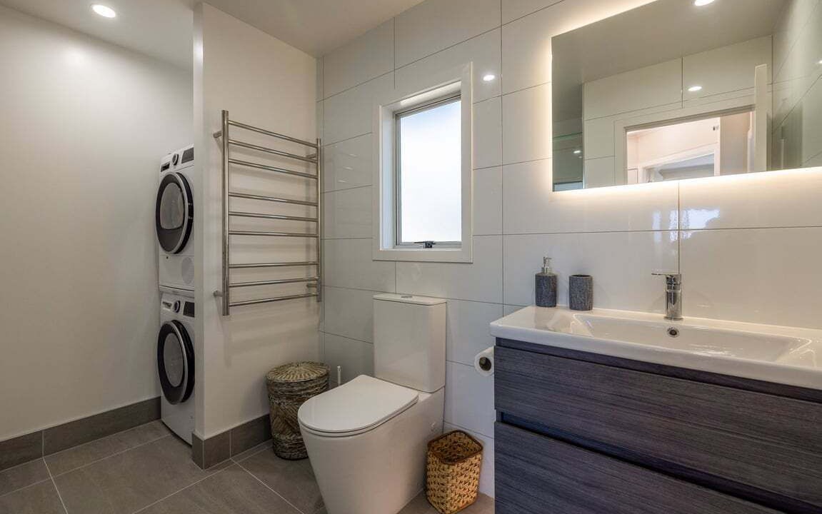 Photo of Bathroom in Surfdale