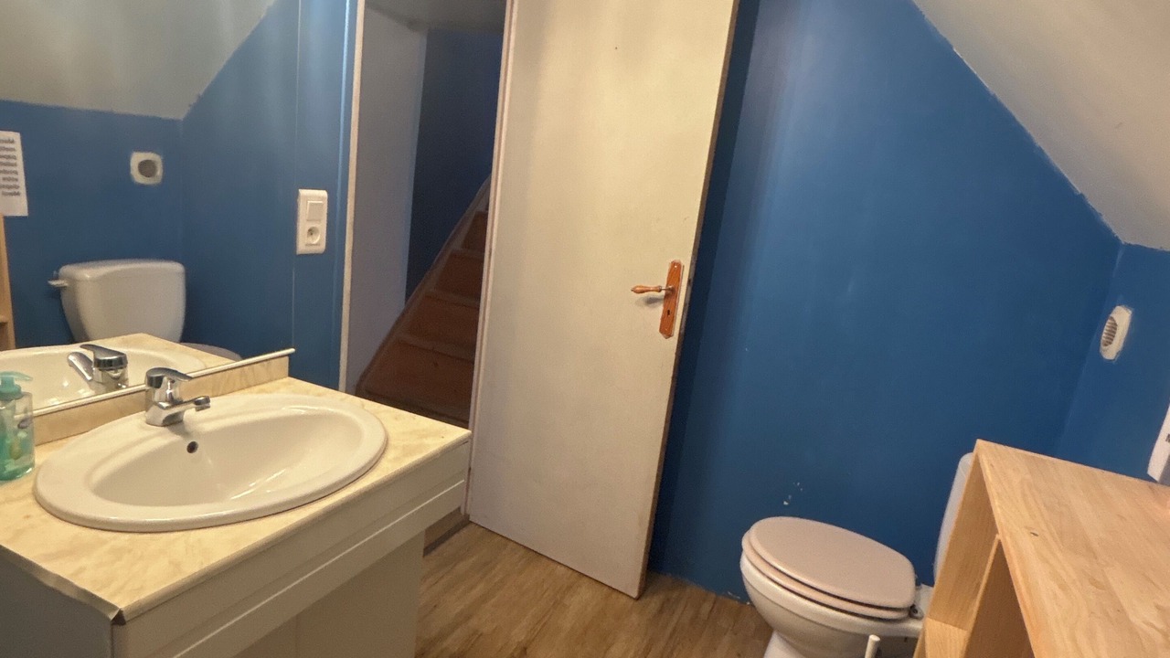 Photo of Bathroom in La Croix-sur-Ourcq