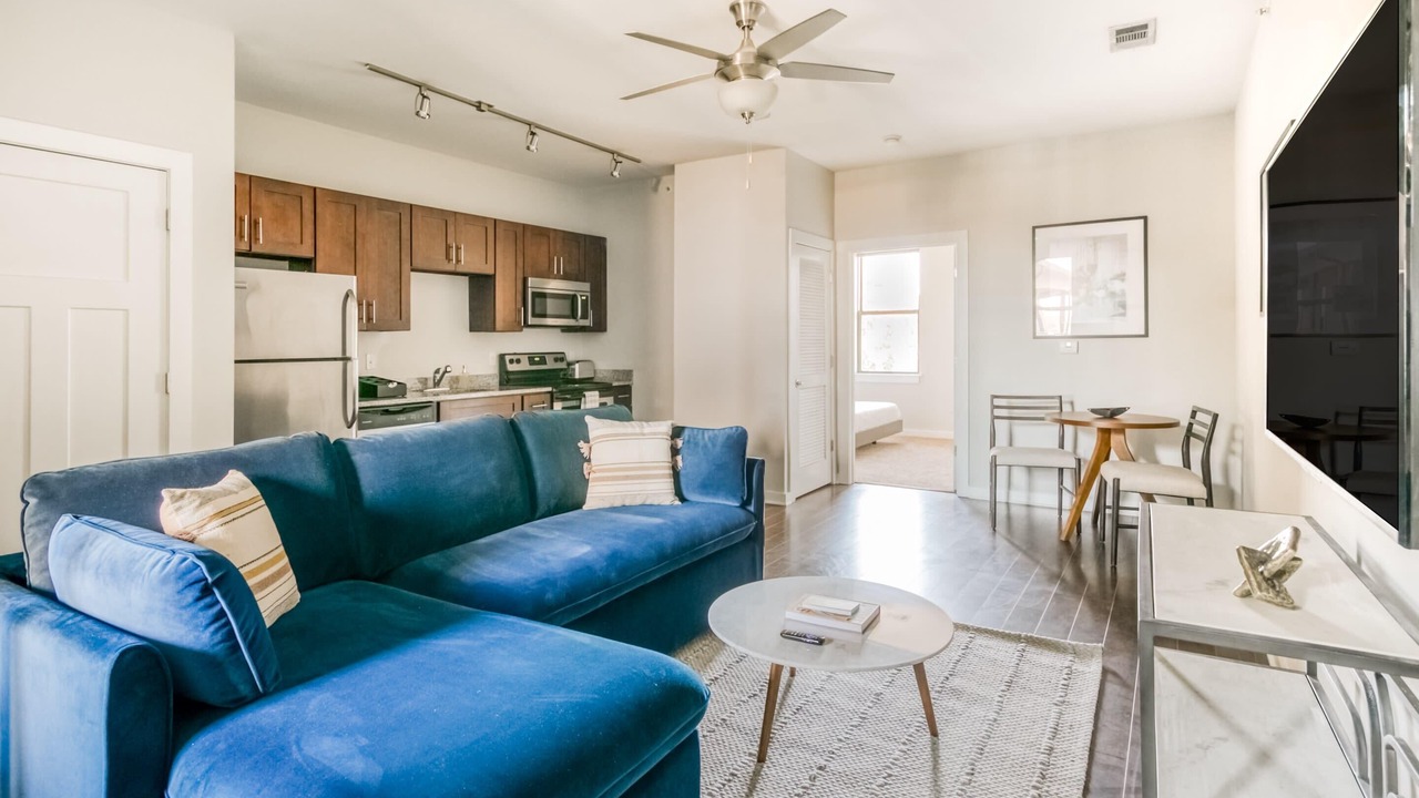 Photo of Livingroom in Hillsboro Village