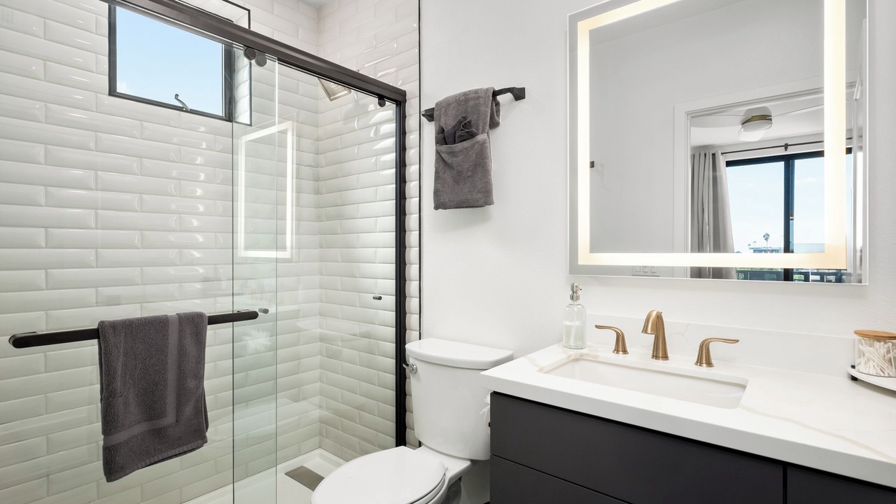 Photo of Bathroom in Roseville - Fleet Ridge