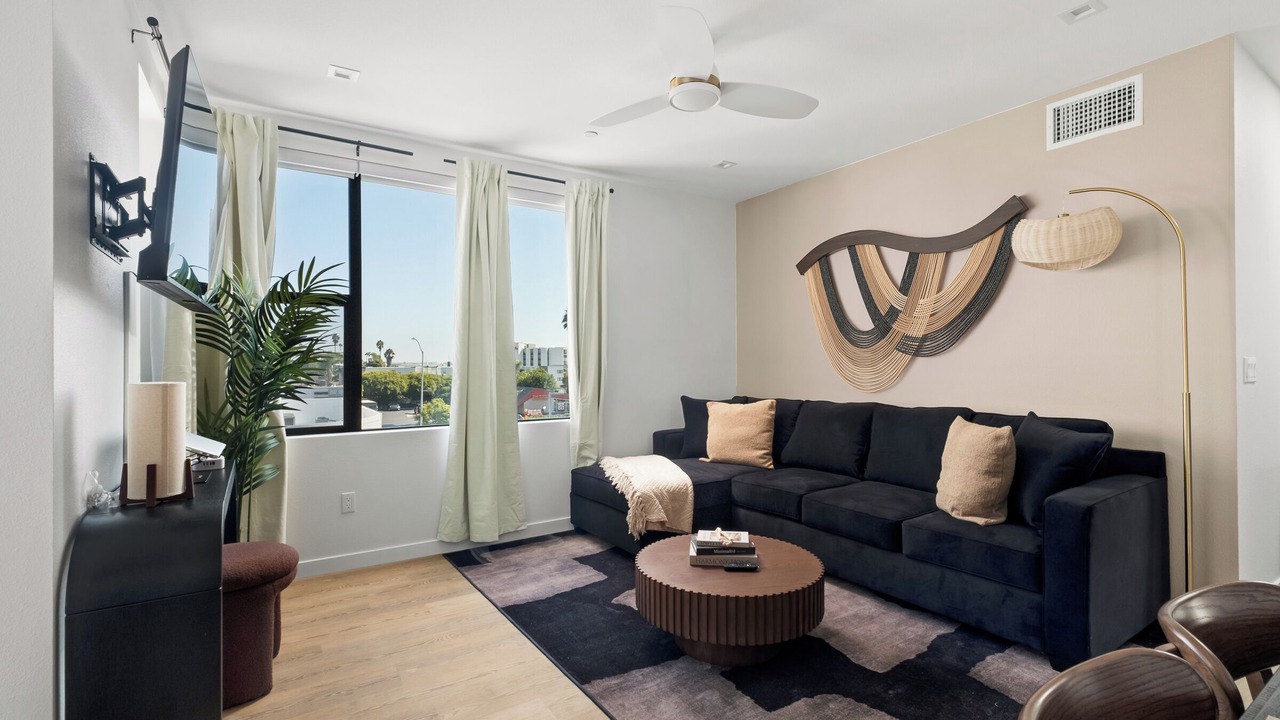 Photo of Livingroom in Roseville - Fleet Ridge