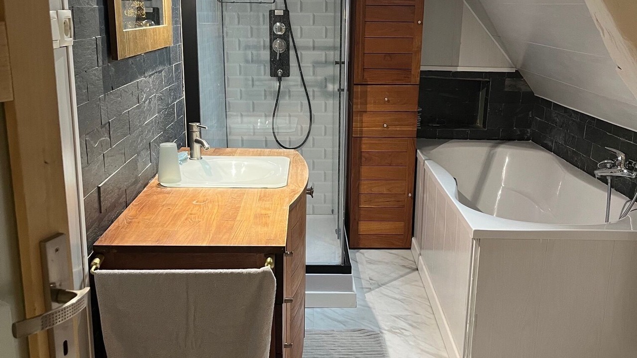 Photo of Bathroom in Etaples