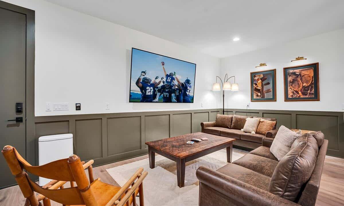 Photo of Livingroom in Blackshear-Prospect Hill