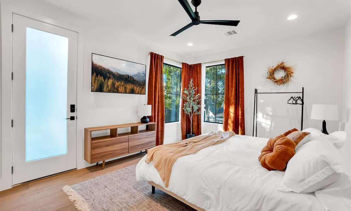 Photo of Bedroom in Blackshear-Prospect Hill