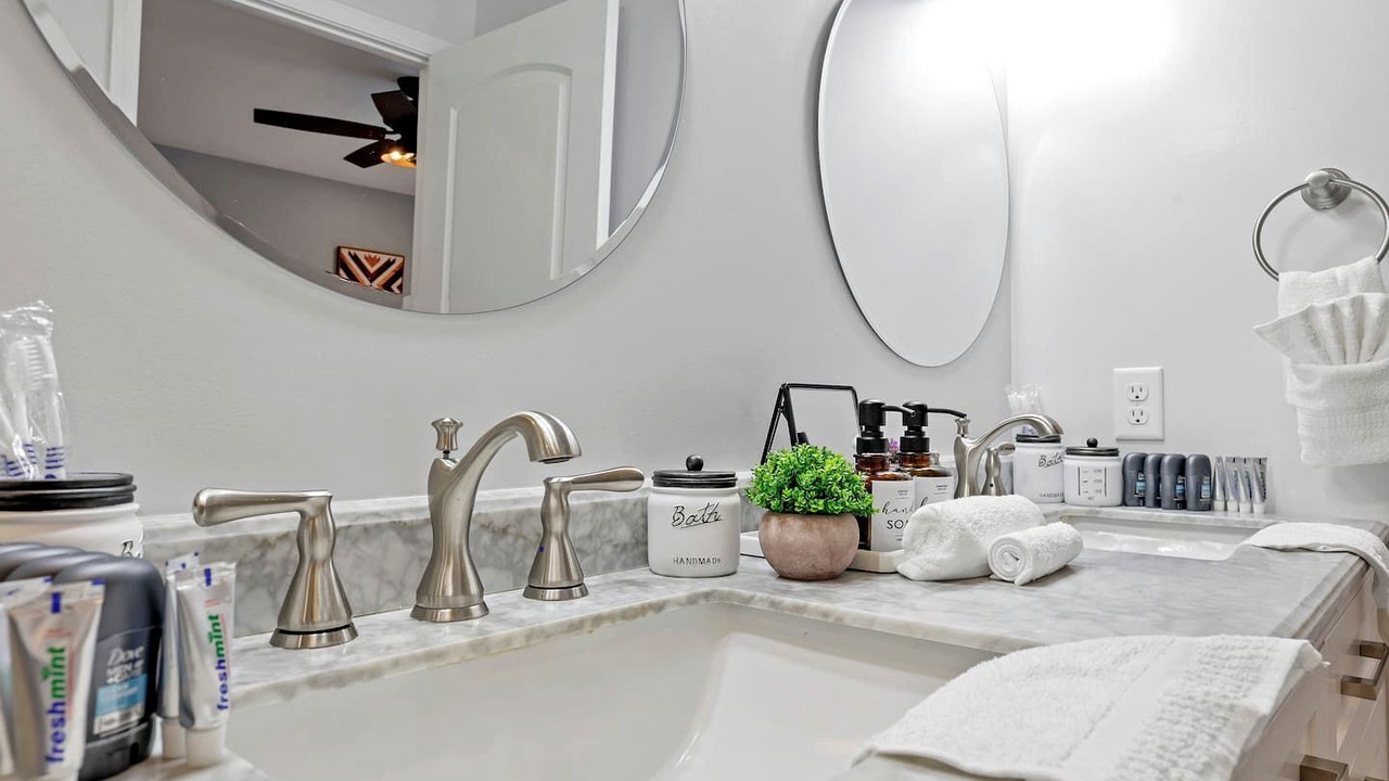 Photo of Bathroom in Sugar Grove
