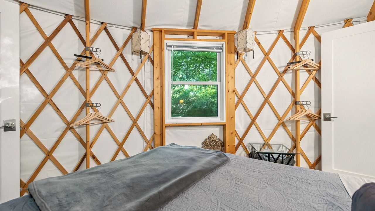 Photo of Bedroom in Rawley Springs