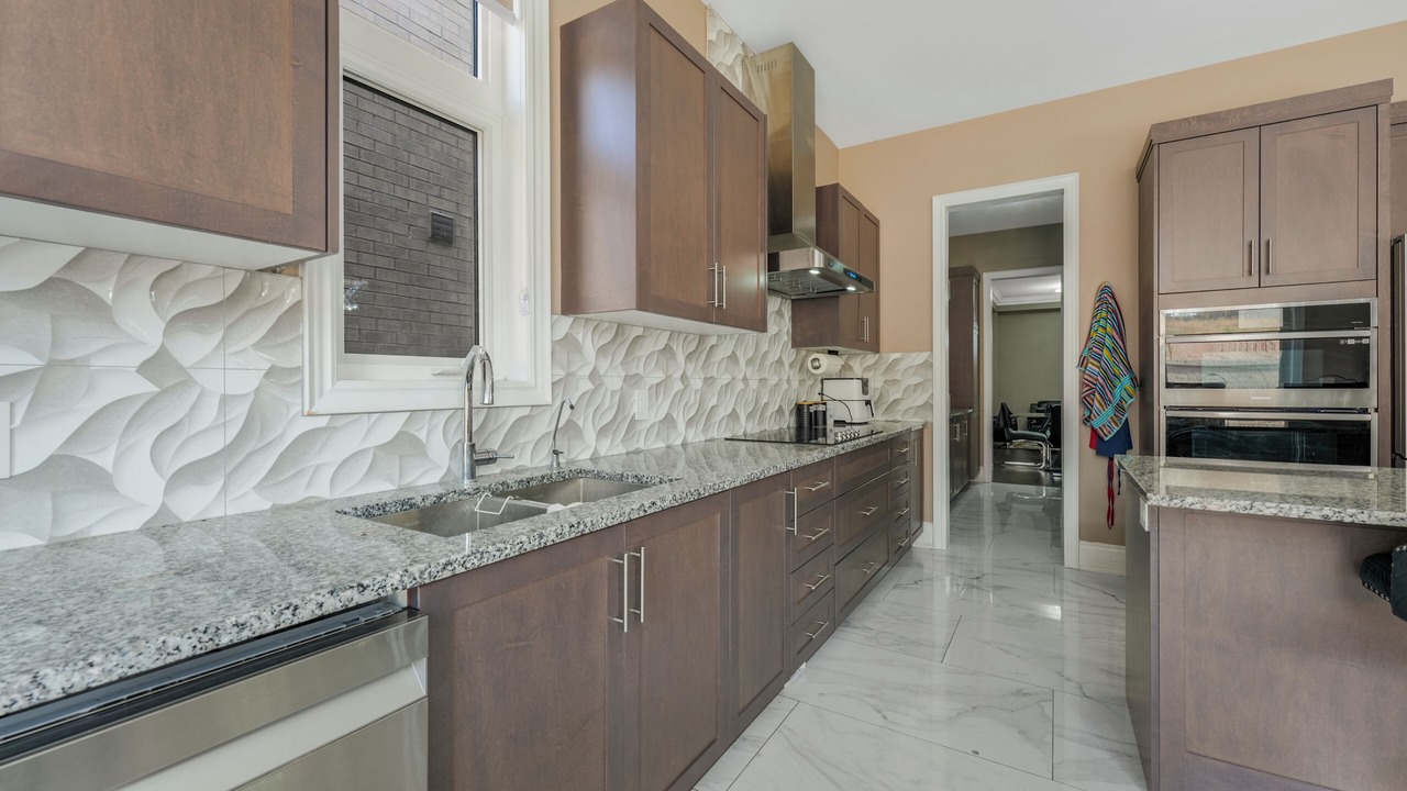 Photo of Kitchen in Caledon