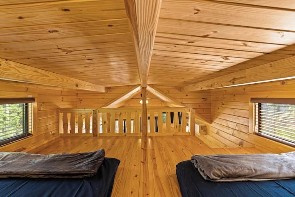 Photo of Bedroom in Gilmer