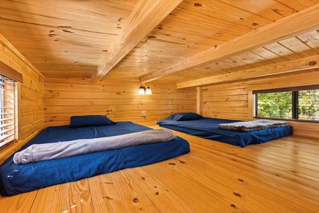 Photo of Bedroom in Gilmer