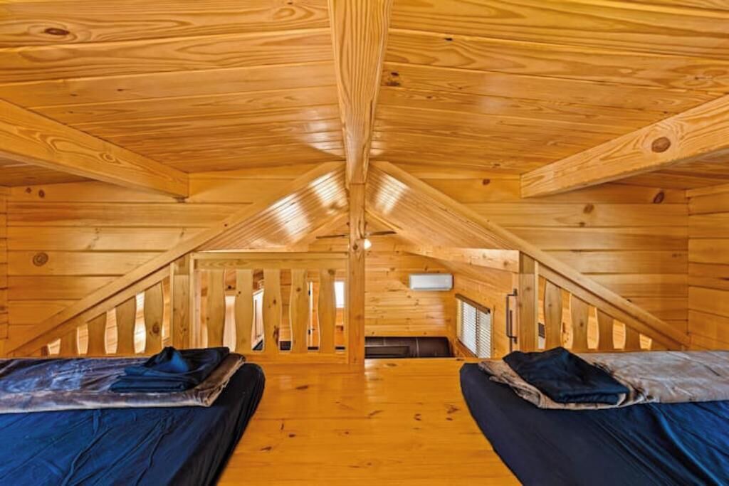 Photo of Bedroom in Gilmer