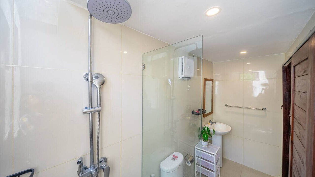 Photo of Bathroom in Singapadu Tengah