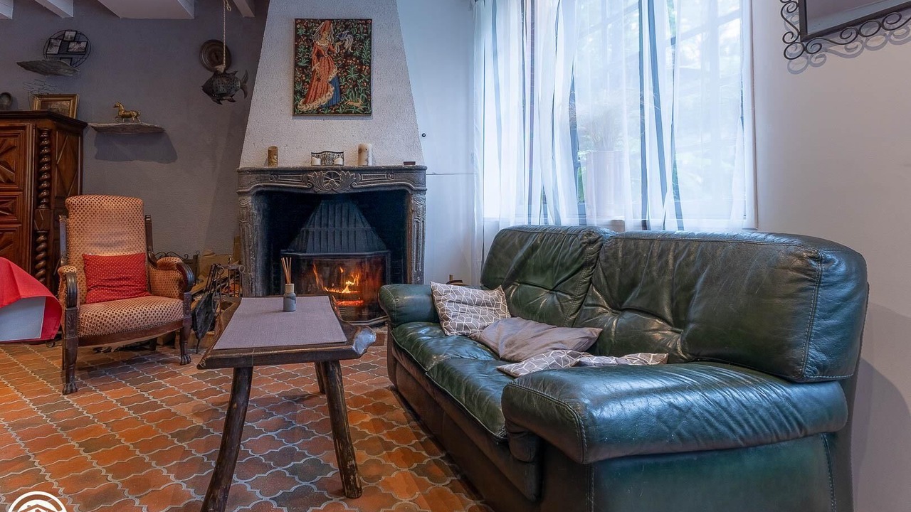 Photo of Livingroom in Puy-Guillaume