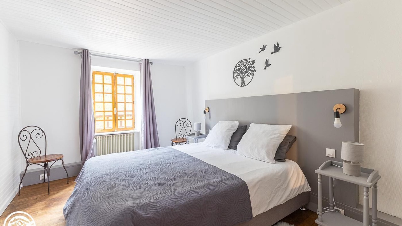 Photo of Bedroom in Puy-Guillaume