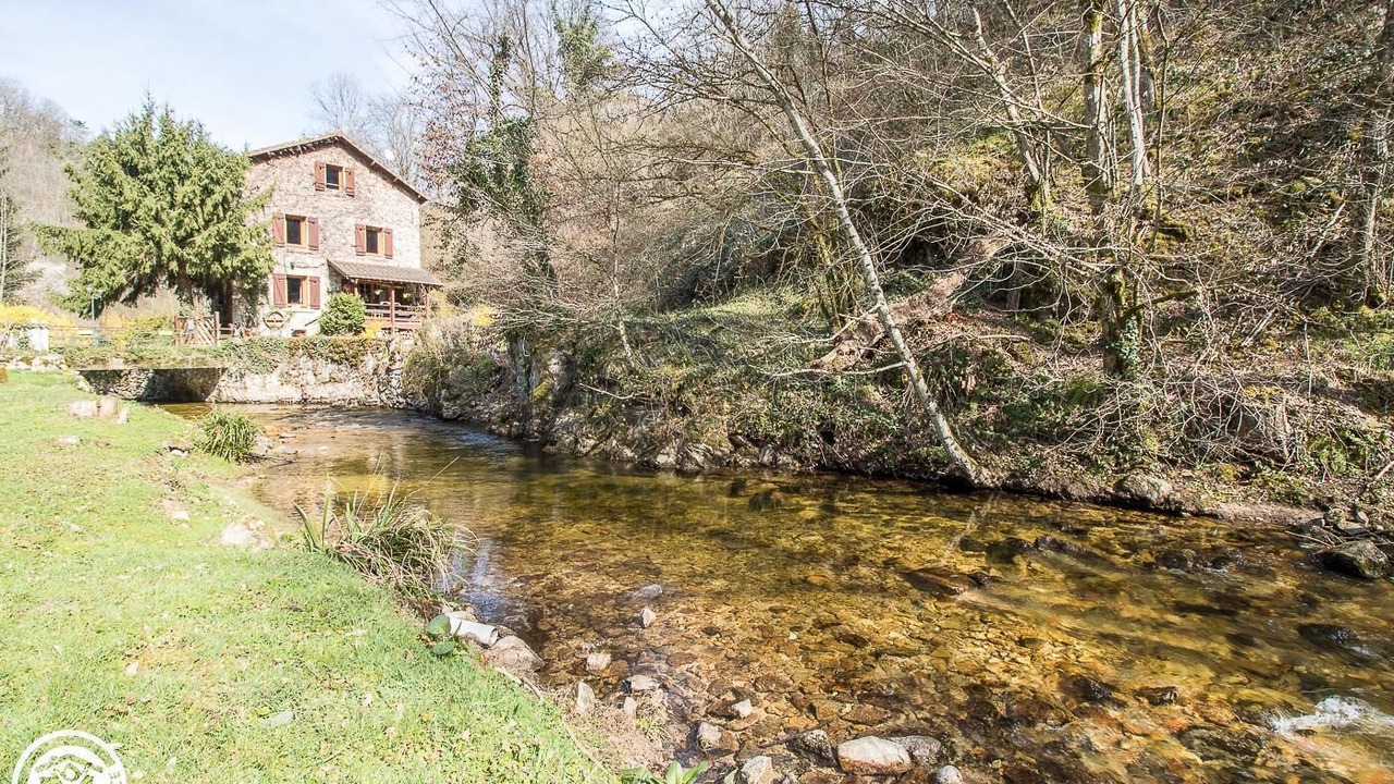 Photo of Outdoor in Puy-Guillaume