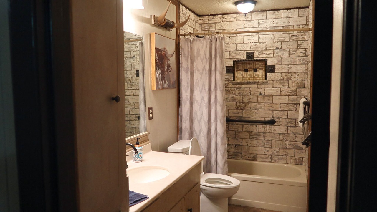 Photo of Bathroom in Webberville